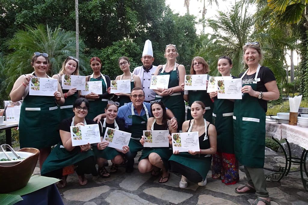TEAM BUILDING THROUGH CUSTOMIZED CULINARY CHALLENGES​